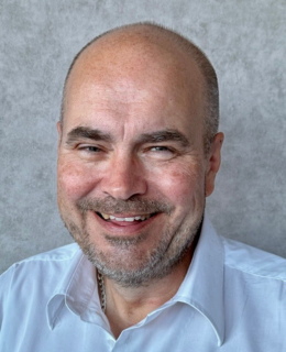 Claes Hillblom Headshot